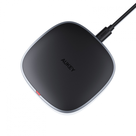 Bezprzewodowa ładowarka Aukey LC-C6 Graphite Q Lite 10W Bezprzewodowa ładowarka Aukey LC-C6 Graphite Q Lite 10W