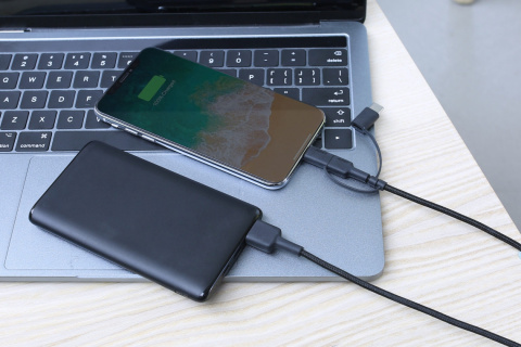 Ultraszybki kabel Aukey CB-BAL5 3w1 USB - USB Micro, USB - USB-C, USB - Lightning Ultraszybki kabel Aukey CB-BAL5 3w1 USB - USB Micro, USB - USB-C, USB - Lightning
