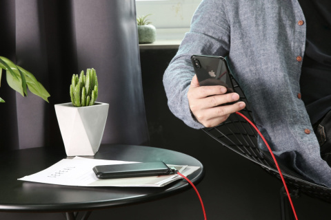 Ultraszybki kabel Aukey CB-BAL6 Czarny 90° USB - Lightning Ultraszybki kabel Aukey CB-BAL6 Czarny 90° USB - Lightning