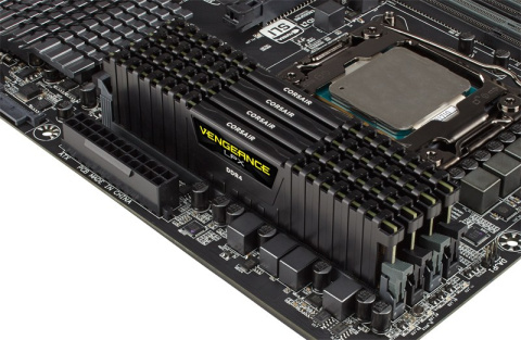 Pamięć Corsair Vengeance LPX DDR4, 8GB(2x4GB), 3000MHz, CL15, Black (CMK8GX4M2B3000C15) Pamięć Corsair Vengeance LPX DDR4, 8GB(2x4GB), 3000MHz, CL15, Black (CMK8GX4M2B3000C15)
