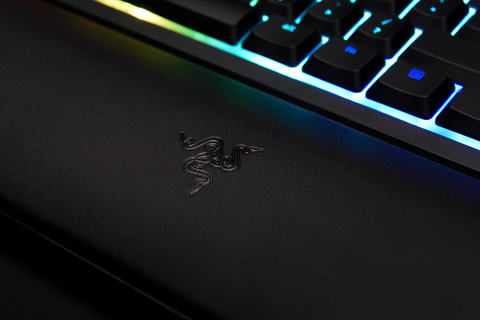 Klawiatura Razer Ornata Chroma (RZ03-02040100-R3M1) Klawiatura Razer Ornata Chroma (RZ03-02040100-R3M1)